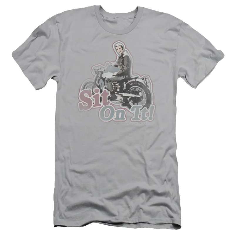 Happy Days Slim Fit T-Shirt Fonzie Sit on It Silver Tee